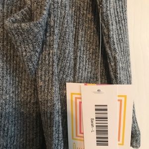 NWTags Large Sarah. Blue/grey w/black heathering